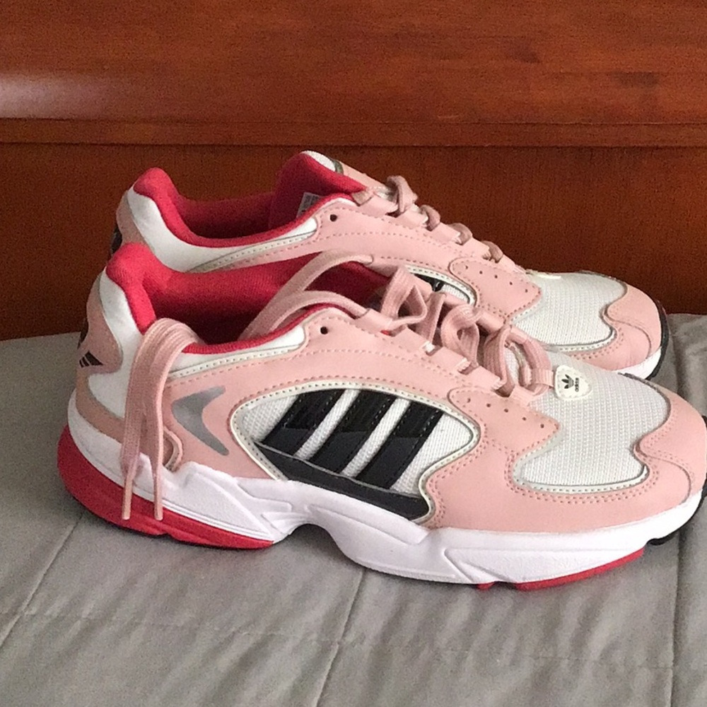 Brand New Ladies Addidas Sneakers